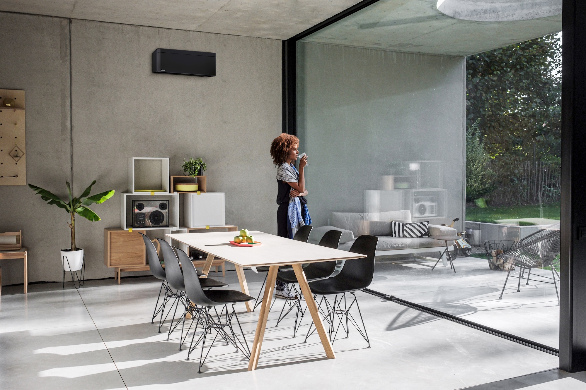 Wohnraum mit installierter Klimaanlage